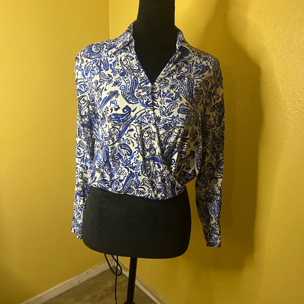 Velvet Heart Blue and White Paisley Wrap Shirt